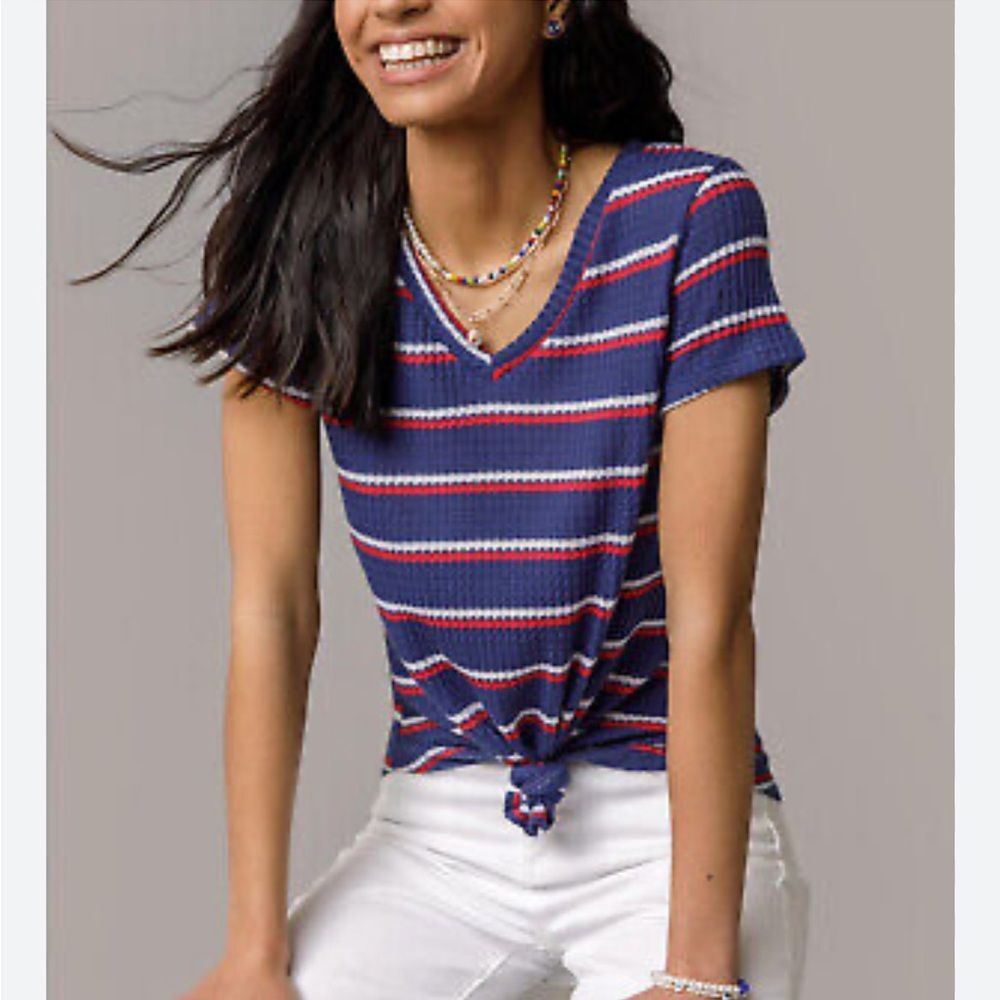 Jun & Ivy knotted lightweight stretch top size small/medium